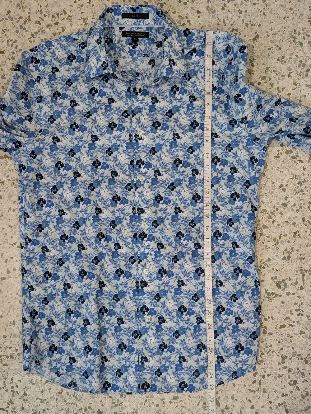 Banana Republic Light Blue and White Floral Button-Down Shirt